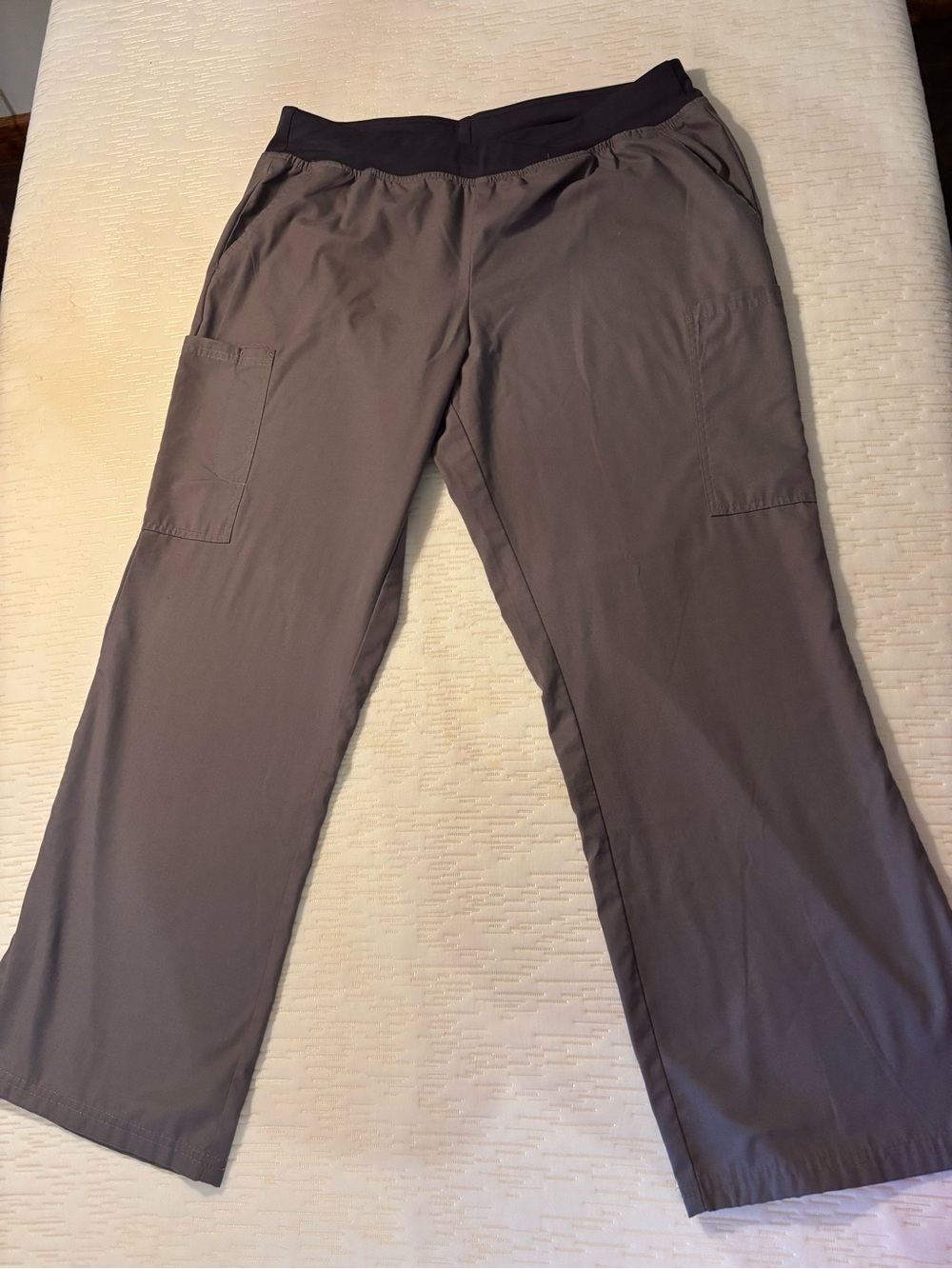 Uniform Advantage Women's Gray Elastic-Waist Scrub Pants
